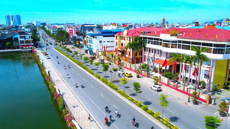 Hải Ph&ograve;ng: Phường L&ecirc; Ch&acirc;n quyết liệt lập lại trật tự đ&ocirc; thị, bảo đảm ATGT - Ảnh 1.