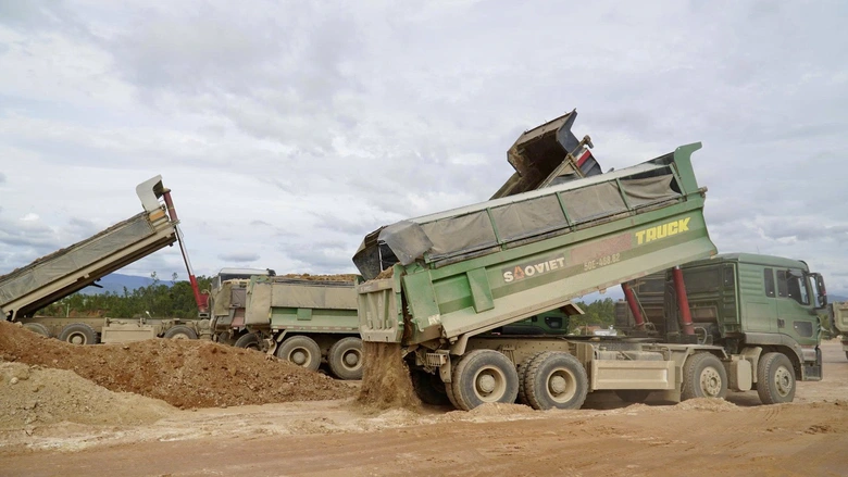Gia Lai: Khẩn trương ho&agrave;n thiện đường cất hạ c&aacute;nh số 2 Cảng h&agrave;ng kh&ocirc;ng Ph&ugrave; C&aacute;t - Ảnh 3.