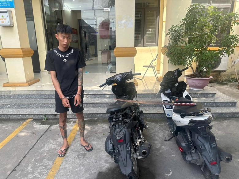 Hải Phòng: Ngăn chặn nhóm thanh thiếu niên mang hung khí, gây mất an ninh trật tự trên đường Hồ Sen - Ảnh 1.