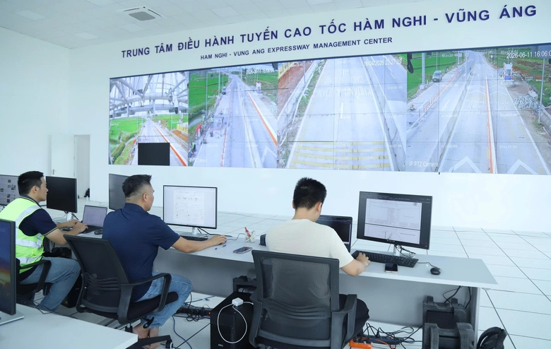 Hoàn thiện hệ thống giao thông thông minh và thu phí điện tử cao tốc Hà Tĩnh 2026 - Ảnh 1. Hoàn thiện hệ thống giao thông thông minh và thu phí điện tử cao tốc Hà Tĩnh 2026 - Ảnh 1.