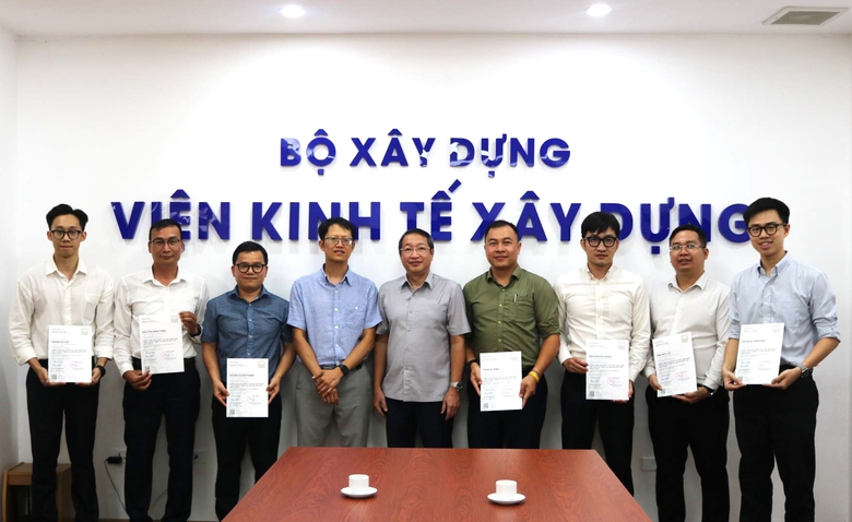 Viện Kinh tế x&acirc;y dựng bế giảng kh&oacute;a đ&agrave;o tạo BIM theo chuẩn AGC Hoa Kỳ - Ảnh 1.