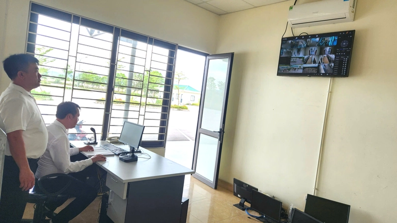 Bến xe Nam Vinh điểm nhấn hạ tầng giao th&ocirc;ng tĩnh của Nghệ An - Ảnh 4.