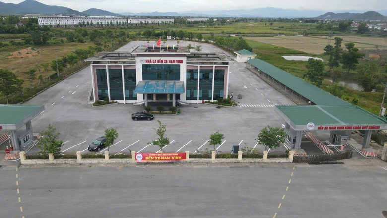 Bến xe Nam Vinh điểm nhấn hạ tầng giao th&ocirc;ng tĩnh của Nghệ An - Ảnh 1.