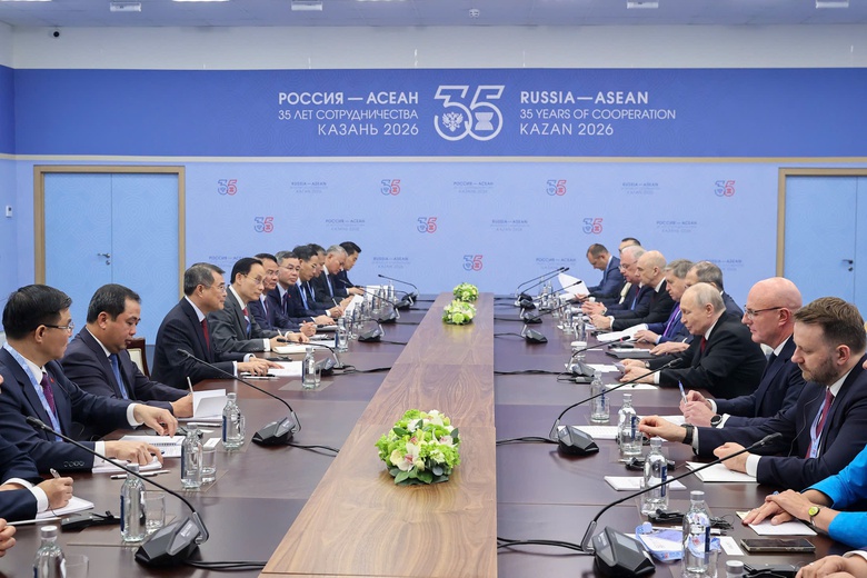 Thủ tướng Ch&iacute;nh phủ L&ecirc; Minh Hưng hội kiến Tổng thống Nga Vladimir Putin - Ảnh 3.