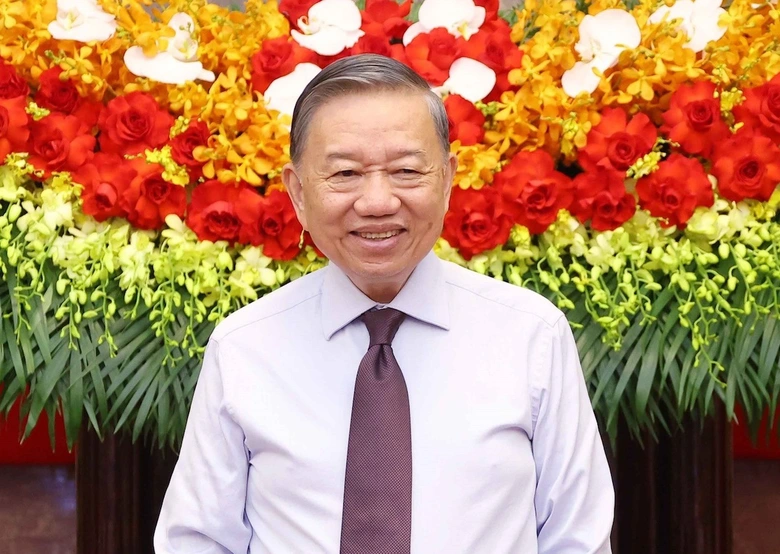 B&aacute;o ch&iacute; c&aacute;ch mạng Việt Nam trong thời đại số  - Ảnh 1.