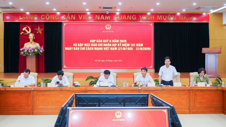 Thứ trưởng Nguyễn Danh Huy: Bộ X&acirc;y dựng nhận được sự đồng h&agrave;nh rất tr&aacute;ch nhiệm của b&aacute;o ch&iacute; - Ảnh 3.