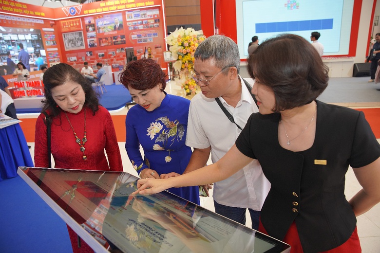 Khai mạc Hội B&aacute;o to&agrave;n quốc 2026 với 87 gian trưng b&agrave;y ấn tượng - Ảnh 13.