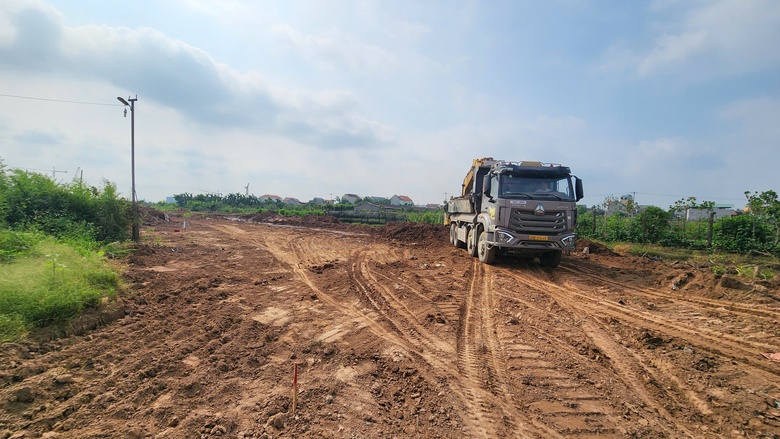 Tuyến đường hơn 1.300 tỷ đồng ở Hưng Y&ecirc;n tăng tốc sau khi th&aacute;o gỡ mặt bằng- Ảnh 1.
