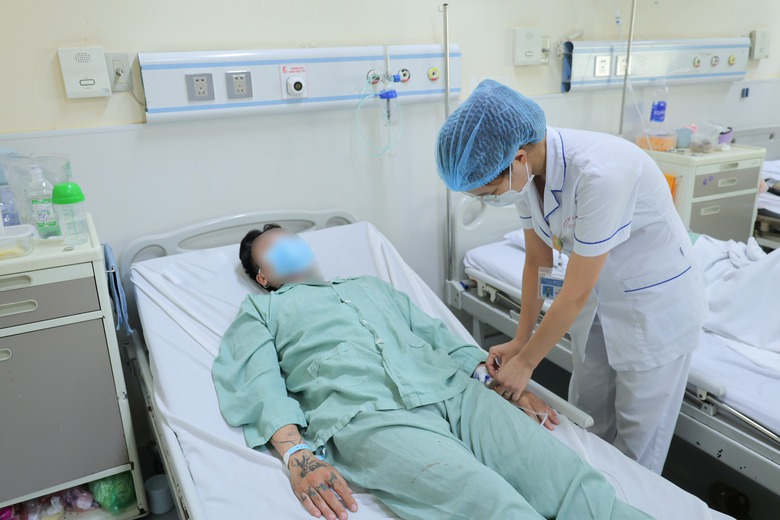 Bệnh viện E thực hiện th&agrave;nh c&ocirc;ng ca gh&eacute;p thận tự th&acirc;n đầu ti&ecirc;n- Ảnh 1.