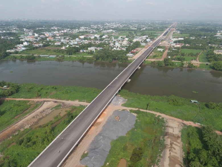 Diện mạo V&agrave;nh đai 3 TP.HCM qua B&igrave;nh Dương cũ sau gần 3 năm thi c&ocirc;ng - Ảnh 2.
