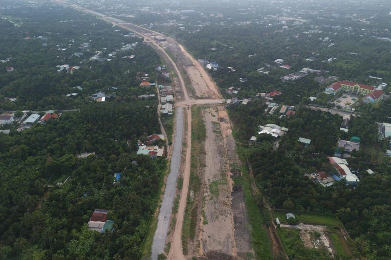 Diện mạo V&agrave;nh đai 3 TP.HCM qua B&igrave;nh Dương cũ sau gần 3 năm thi c&ocirc;ng - Ảnh 8.