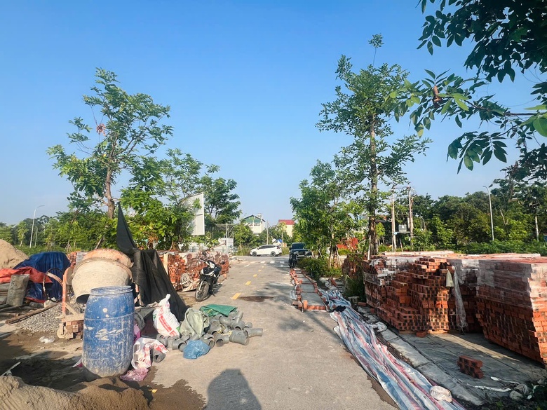 Những ng&ocirc;i nh&agrave; đầu ti&ecirc;n tr&ecirc;n v&ugrave;ng đất t&aacute;i định cư Thư L&acirc;m - Ảnh 1.