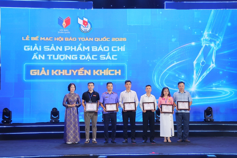 Báo Xây dựng đoạt "cú đúp" giải thưởng tại Hội Báo toàn quốc 2026 - Ảnh 4.