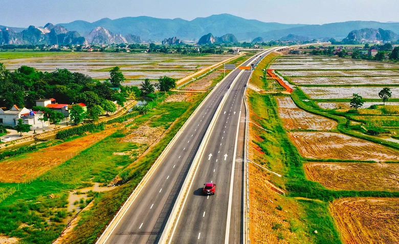 5 tuyến quốc lộ được quy hoạch th&agrave;nh đường cao tốc - Ảnh 1.