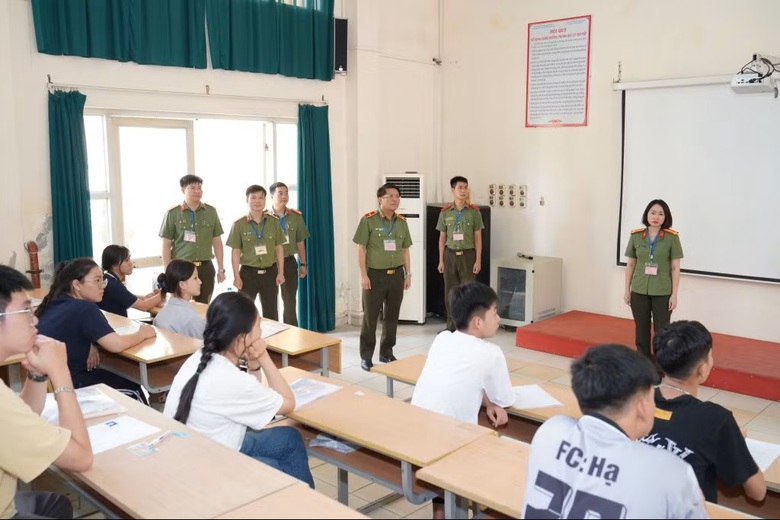 Gần 23.000 th&iacute; sinh ho&agrave;n th&agrave;nh b&agrave;i thi đ&aacute;nh gi&aacute; v&agrave;o trường C&ocirc;ng an - Ảnh 1.