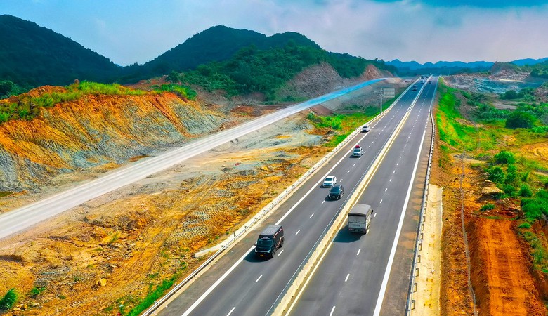 Đề xuất điều chỉnh đầu tư loạt tuyến cao tốc - Ảnh 1.