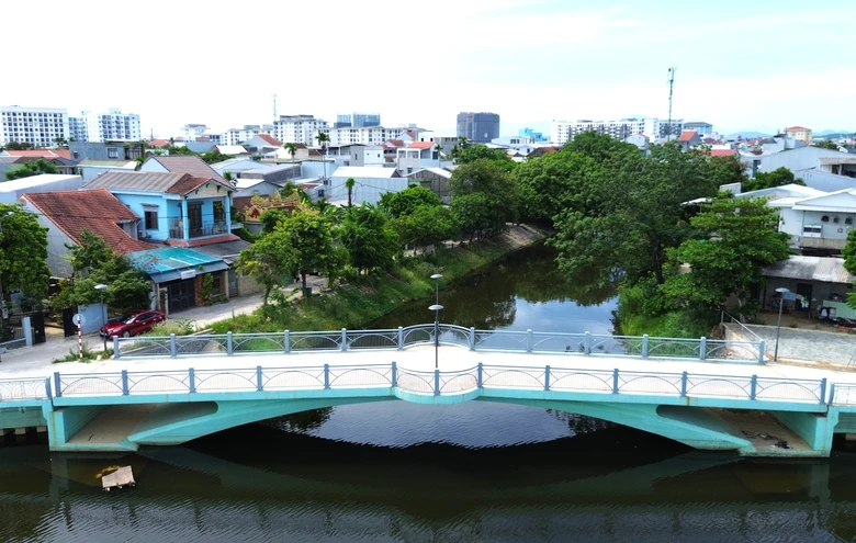 Huế: Ngắm to&agrave;n cảnh tuyến đường đi bộ uốn lượn ven s&ocirc;ng Như &Yacute; - Ảnh 3.
