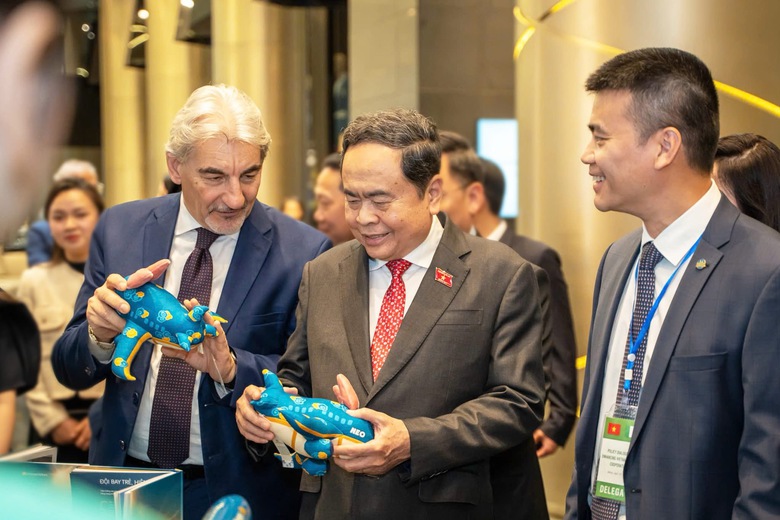 Vietnam Airlines bước v&agrave;o giai đoạn ph&aacute;t triển mới với chiến lược đầu tư to&agrave;n diện  - Ảnh 1.