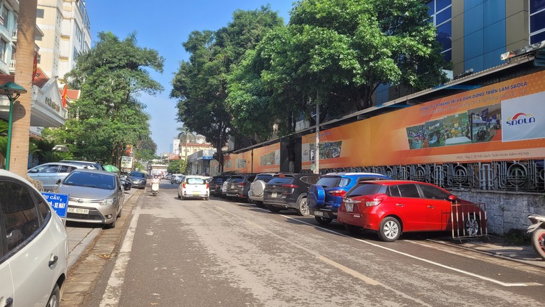 Gửi xe kh&ocirc;ng dừng: Bước tiến để H&agrave; Nội x&acirc;y dựng đ&ocirc; thị th&ocirc;ng minh - Ảnh 1.
