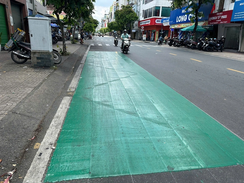 Xe mới, điểm dừng mới: TP.HCM sẵn s&agrave;ng cho giai đoạn xe bu&yacute;t miễn ph&iacute; - Ảnh 2.