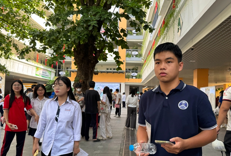 H&agrave; Nội hướng dẫn nhập học lớp 10, học sinh lưu &yacute; mốc thời gian để kh&ocirc;ng mất chỗ - Ảnh 1.