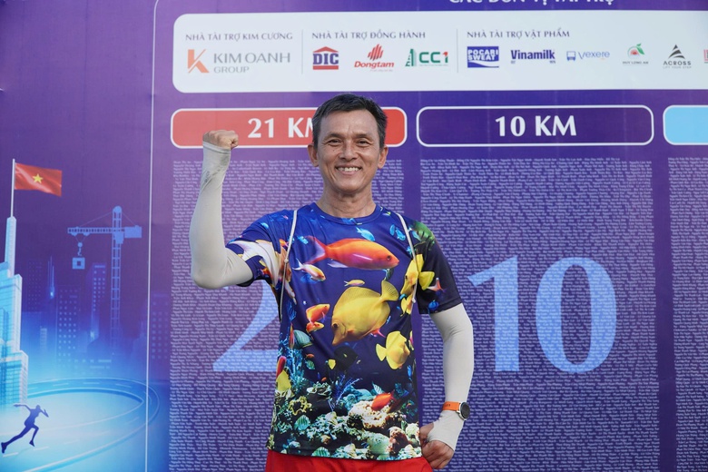 To&agrave;n cảnh chuẩn bị trước giờ G, sẵn s&agrave;ng đ&oacute;n 4.000 runner tham gia giải chạy B&aacute;o X&acirc;y dựng - Ảnh 3.