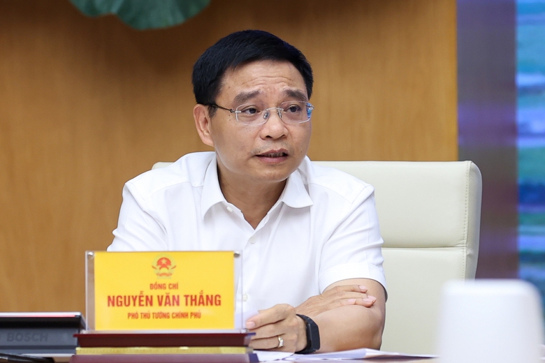 Thủ tướng: Ki&ecirc;n quyết kh&ocirc;ng l&ugrave;i tiến độ c&aacute;c dự &aacute;n trọng điểm quốc gia nếu kh&ocirc;ng c&oacute; l&yacute; do ch&iacute;nh đ&aacute;ng - Ảnh 4.