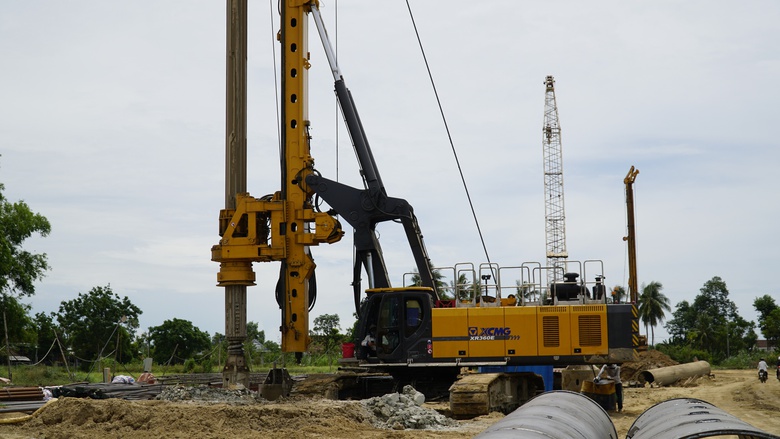 C&ocirc;ng trường cao tốc Quy Nhơn - Pleiku S&ocirc;i động với tiến độ thi c&ocirc;ng 2026 - Ảnh 10.