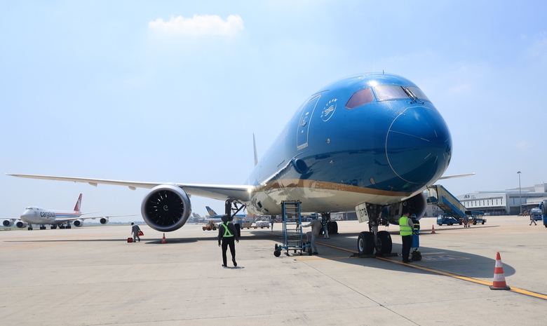 Vượt &aacute;p lực gi&aacute; nhi&ecirc;n liệu, Vietnam Airlines đẩy mạnh đầu tư đội t&agrave;u bay hiện đại - Ảnh 1.