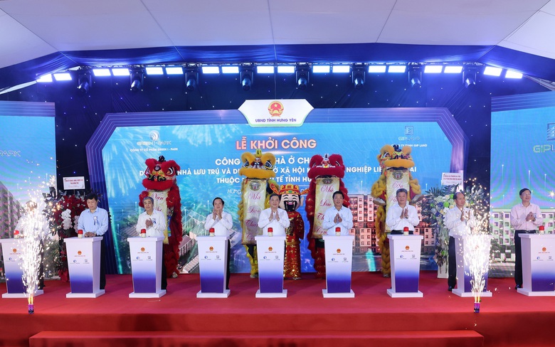 Ph&oacute; Thủ tướng Thường trực Phạm Gia T&uacute;c dự khởi c&ocirc;ng 2 dự &aacute;n nh&agrave; ở x&atilde; hội quy m&ocirc; 7.840 căn hộ tại tỉnh Hưng Y&ecirc;n - Ảnh 1.