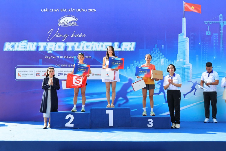 Bế mạc Giải chạy B&aacute;o X&acirc;y dựng: - Ảnh 4.