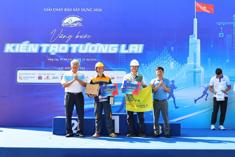 Bế mạc Giải chạy B&aacute;o X&acirc;y dựng: - Ảnh 10.