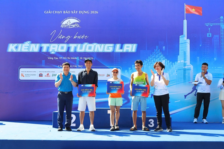 Bế mạc Giải chạy B&aacute;o X&acirc;y dựng: - Ảnh 11.