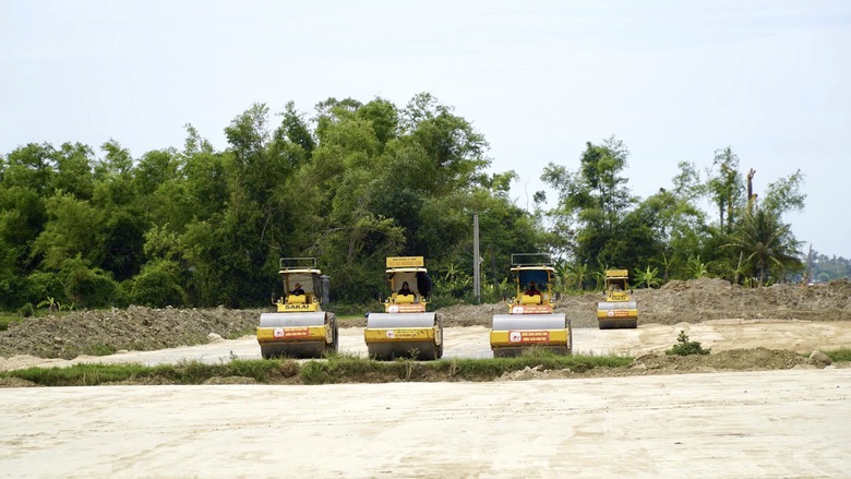 C&ocirc;ng trường cao tốc Quy Nhơn - Pleiku S&ocirc;i động với tiến độ thi c&ocirc;ng 2026 - Ảnh 4.