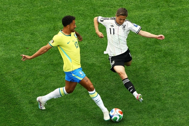 Brazil lội ngược d&ograve;ng hạ Nhật Bản 2 - 1 , gi&agrave;nh v&eacute; v&ograve;ng 1 / 8 World Cup 2026 - Ảnh 1.
