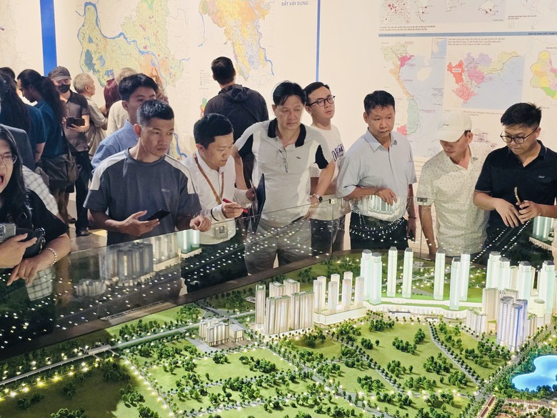 H&agrave; Nội kh&aacute;m ph&aacute; quy hoạch tổng thể Thủ đ&ocirc; tầm nh&igrave;n 100 năm đầy triển vọng - Ảnh 13.