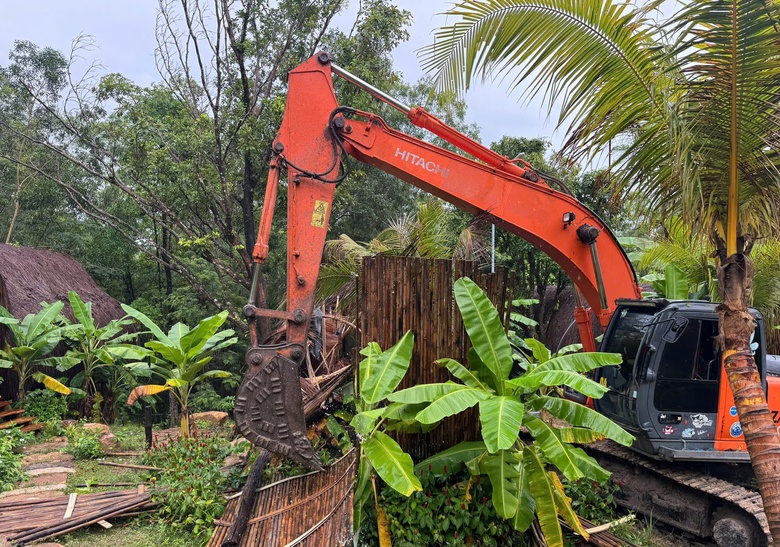An Giang: Cưỡng chế điểm du lịch x&acirc;y dựng tr&aacute;i ph&eacute;p tr&ecirc;n n&uacute;i Điện Ti&ecirc;n ở Ph&uacute; Quốc- Ảnh 2.