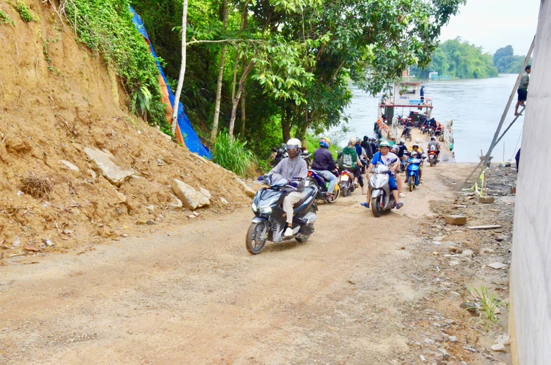 Cầu Hiếu Li&ecirc;m đ&atilde; nối liền đ&ocirc;i bờ s&ocirc;ng Đồng Nai, đang ho&agrave;n thiện c&aacute;c hạng mục cuối- Ảnh 4.