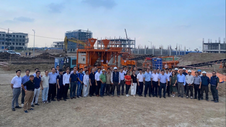 T&aacute;i sử dụng b&ugrave;n nạo v&eacute;t th&agrave;nh nguồn vật liệu x&acirc;y dựng v&agrave; san lấp- Ảnh 4.