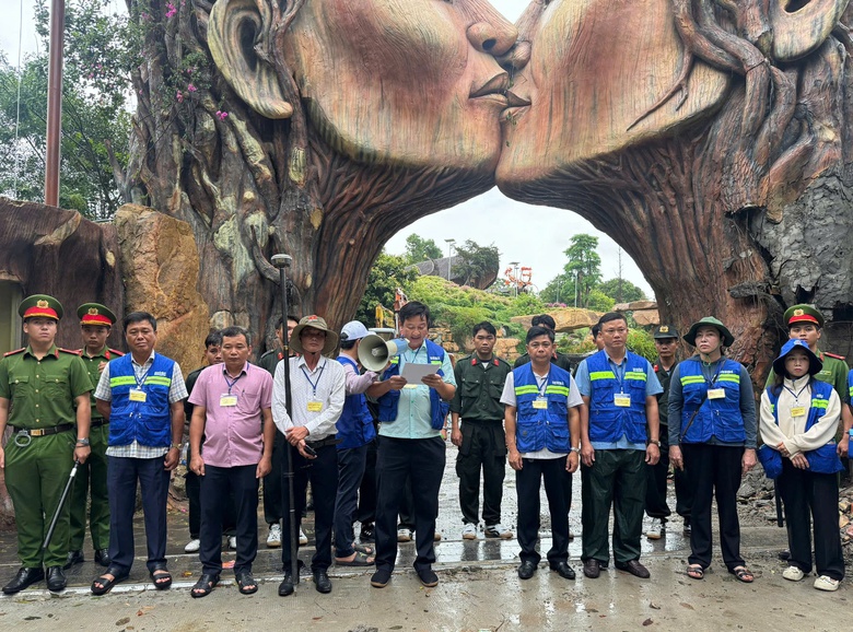 An Giang: Cưỡng chế điểm du lịch x&acirc;y dựng tr&aacute;i ph&eacute;p tr&ecirc;n n&uacute;i Điện Ti&ecirc;n ở Ph&uacute; Quốc- Ảnh 1.
