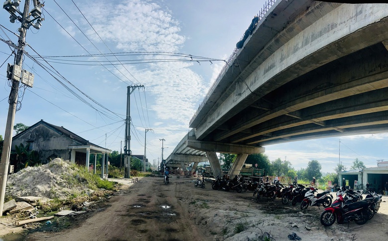 Đà Nẵng: Khẩn trương hoàn thành giải phóng mặt bằng dự án nâng cấp quốc lộ 14E- Ảnh 1.