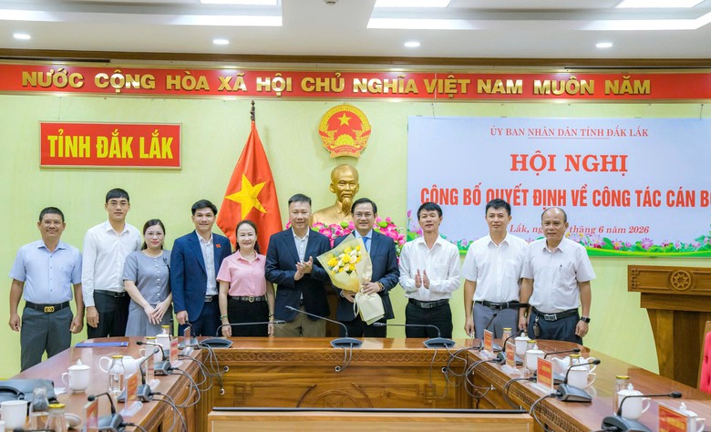 Đắk Lắk: &Ocirc;ng Hồ Quang Đệ được điều động v&agrave; bổ nhiệm giữ chức Gi&aacute;m đốc Sở X&acirc;y dựng - Ảnh 5.