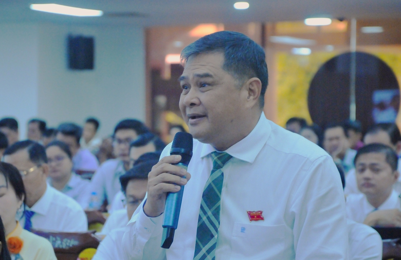 Đại biểu Cần Thơ quan t&acirc;m loạt điểm nghẽn tăng trưởng, m&ocirc;i trường v&agrave; nh&acirc;n lực - Ảnh 3.