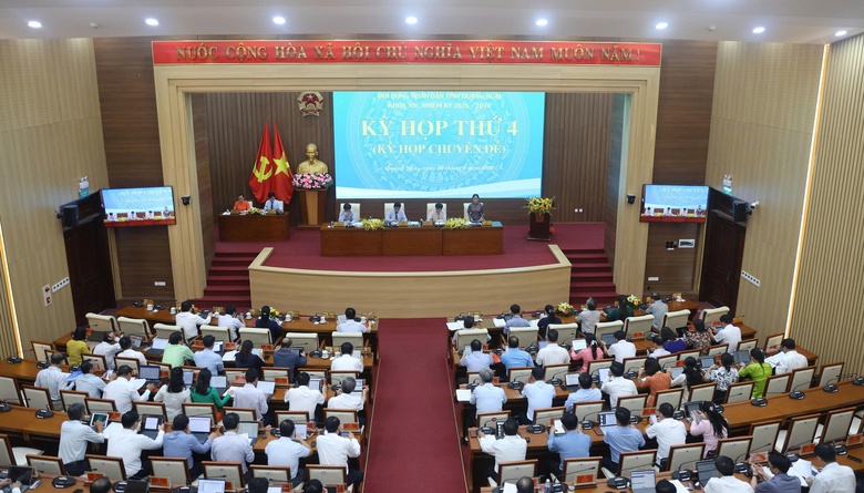 Quảng Ng&atilde;i thu hồi hơn 300ha đất để triển khai h&agrave;ng loạt dự &aacute;n hạ tầng - Ảnh 1.