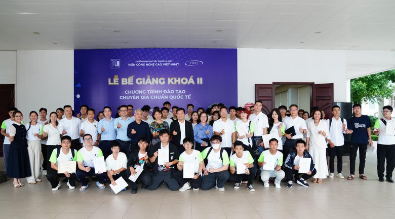 Đ&agrave;o tạo nh&acirc;n lực số cho ng&agrave;nh X&acirc;y dựng từ chương tr&igrave;nh chuẩn quốc tế - Ảnh 6.