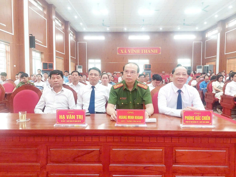 Phú Thọ: Xã Vĩnh Thành công bố thành lập thôn, chi bộ và trao quyết định công tác cán bộ - Ảnh 2.