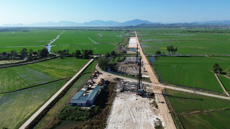 Huế: Tuyến đường 1.100 tỷ đồng chậm tiến độ, một nh&agrave; thầu bị đề nghị chấm dứt hợp đồng- Ảnh 9.