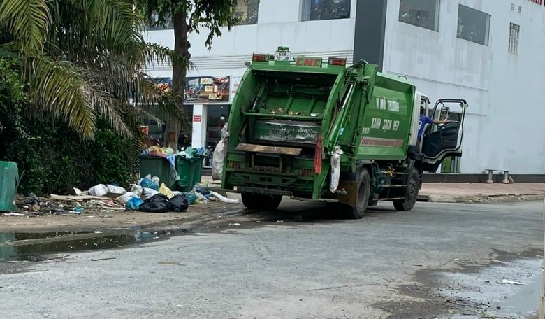 Vĩnh Long: Từ 15/6, xe chở r&aacute;c, vật liệu x&acirc;y dựng được hoạt động v&agrave;o khung giờ n&agrave;o?- Ảnh 1.