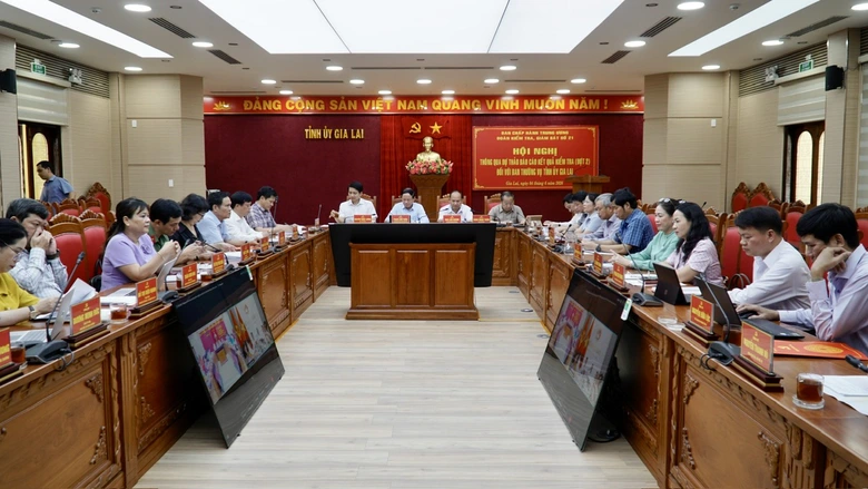 Bộ trưởng L&ecirc; Ho&agrave;i Trung: Gia Lai cần xử l&yacute; hiệu quả t&agrave;i sản c&ocirc;ng sau s&aacute;p nhập- Ảnh 1.