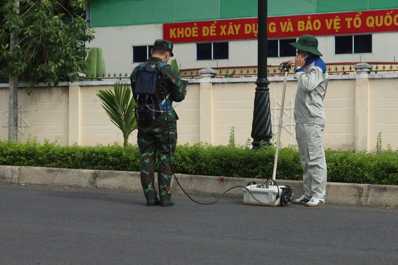 Quảng Ng&atilde;i: R&agrave;o đường Trường Chinh t&igrave;m kiếm h&agrave;i cốt liệt sỹ hy sinh trong chiến tranh- Ảnh 11.